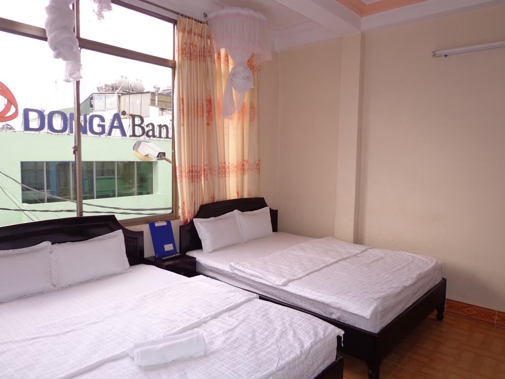 Phuong Tung Hotel Da Lat Exterior photo