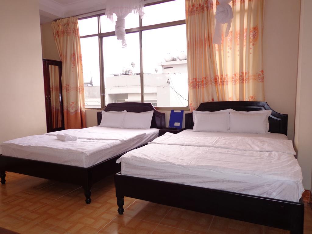 Phuong Tung Hotel Da Lat Exterior photo